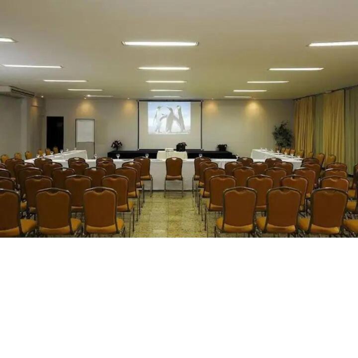 Flat 12 Crystal Place - Go * Goiânia